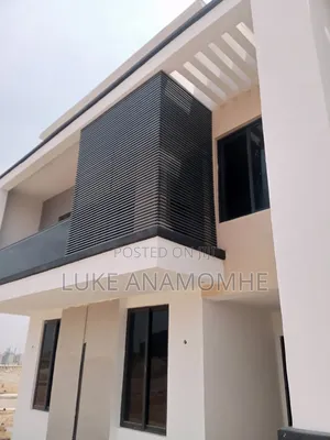 Sit Out Pergola With Gray Glass Rail