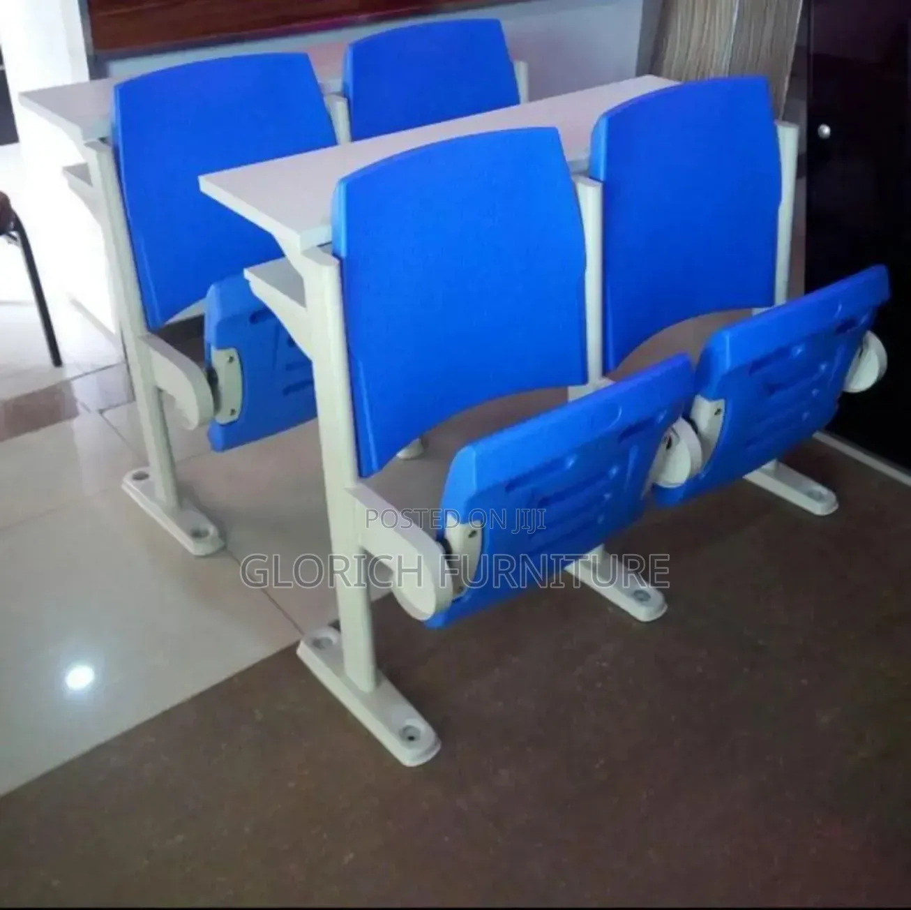 Lecture Hall Seating – Tiered Row Chairs With Fold-out Writing Tablet