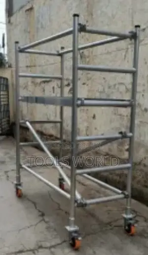 Mobile Scaffold Tower Ladder – 2m X 1m X 2m