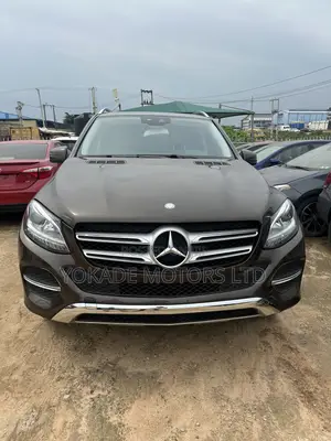 Mercedes-Benz GLE-Class GLE 350 2016 Gold