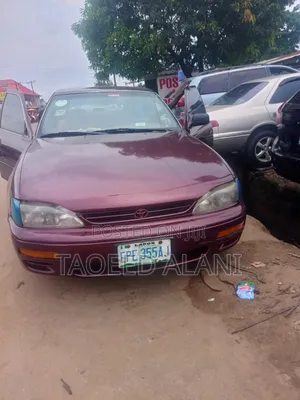 Toyota Camry 1996 Red