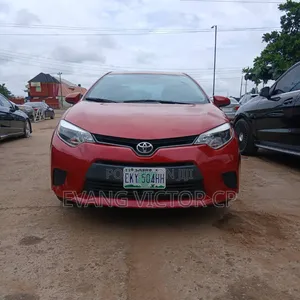 Toyota Corolla L 4dr Sedan (1.8L 4cyl 6M) 2014 Red