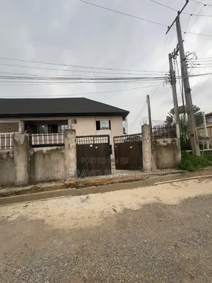 3bdrm Apartment in Ikolaba Main Estate, Agodi for rent