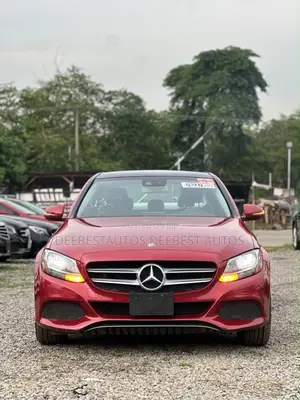Mercedes-Benz C300 2016 Red