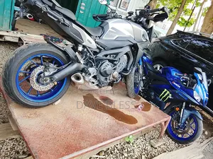 Honda CBX 2014 Blue
