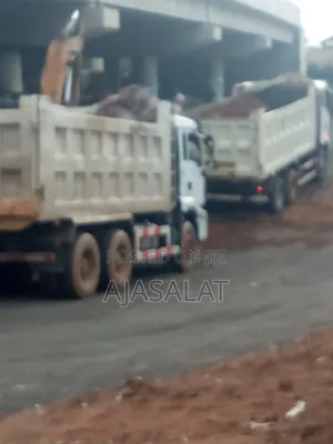 20 Ton of Granite and Sharp Sand