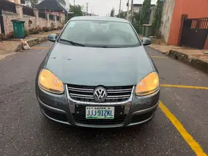 Volkswagen Jetta 1.6 2007 Green