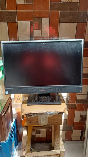 Desktop Computer Dell 4GB Intel Core i3 HDD 1T