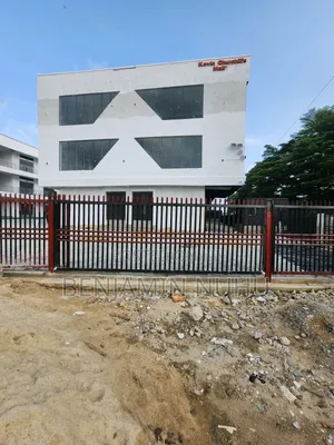 A Massive 1,250sqm Space Good For Every Business