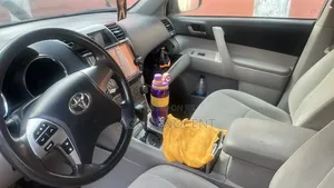 Toyota Highlander 2011 Black