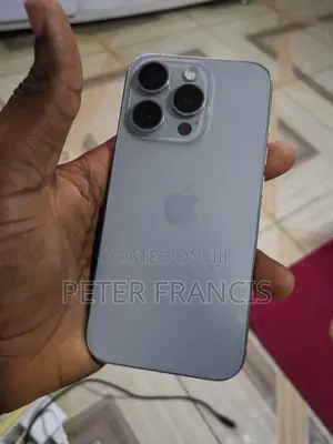 Apple iPhone 15 Pro 128 GB Silver