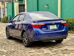 Toyota Corolla S 4dr Sedan (1.8L 4cyl CVT) 2015 Blue