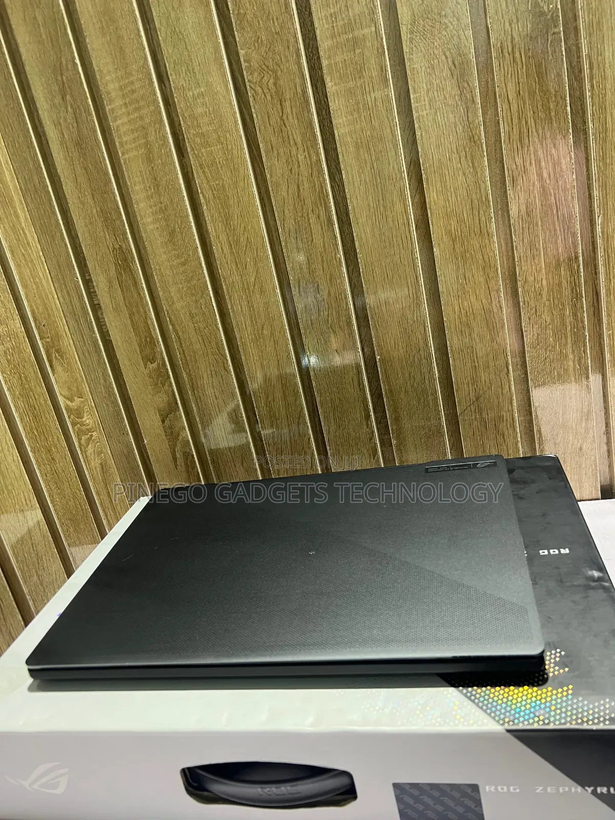 Laptop Asus ROG Zephyrus M16 GU603HR 32GB Intel Core i9 SSD 1T
