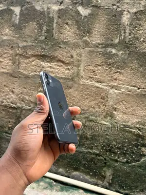 Apple iPhone 11 64 GB Black