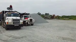 Free Granite and Chipping