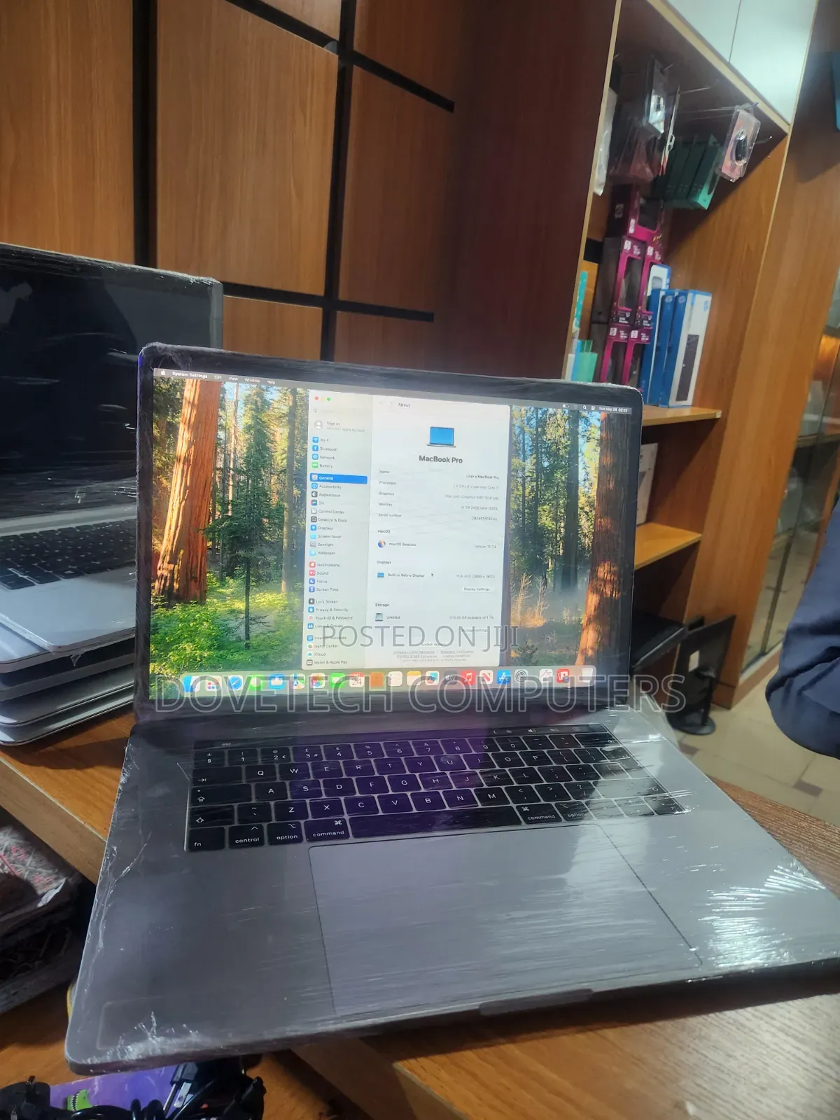 Laptop Apple MacBook 2018 16GB Intel Core i7 SSD 512GB