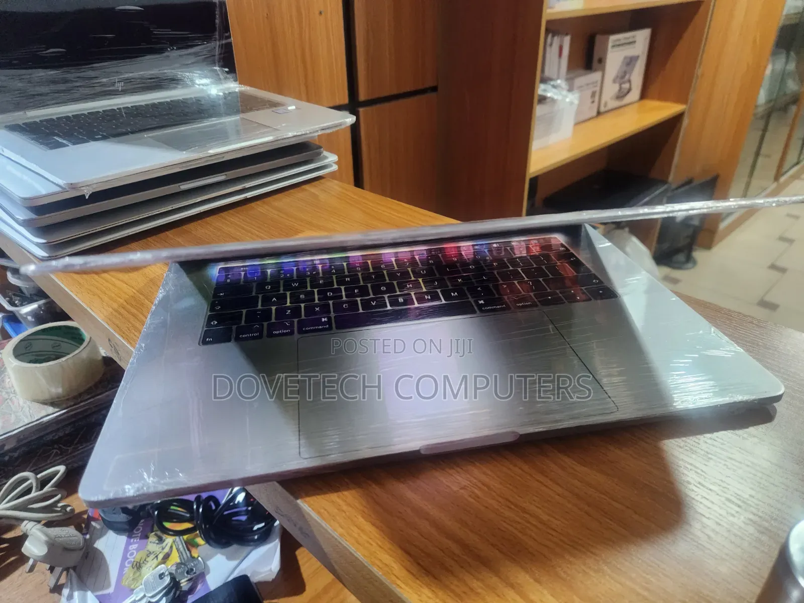 Laptop Apple MacBook 2018 16GB Intel Core i7 SSD 512GB