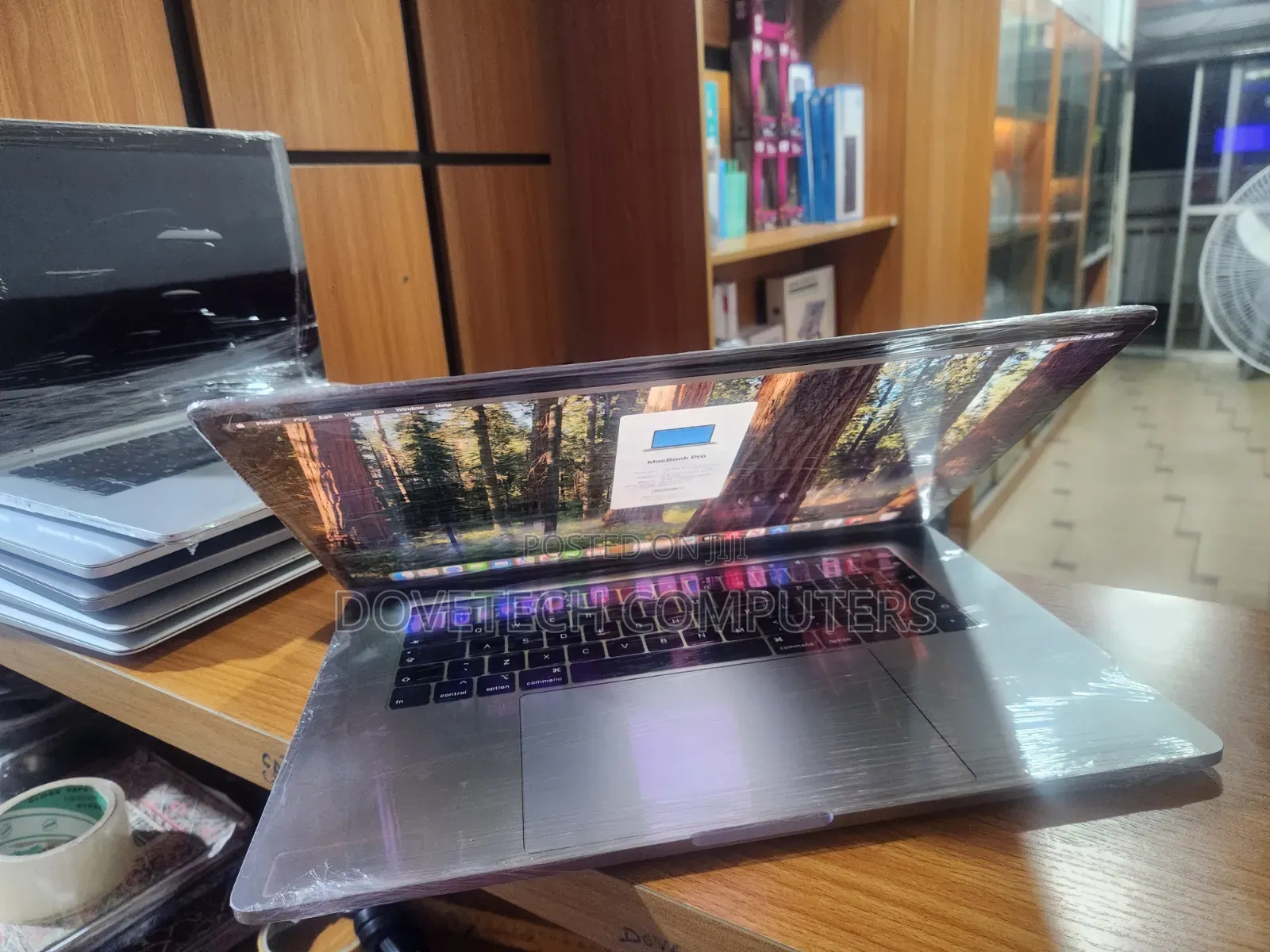 Laptop Apple MacBook 2018 16GB Intel Core i7 SSD 512GB
