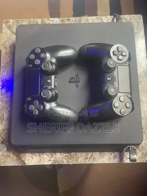 Sony Playstation 4 Slim