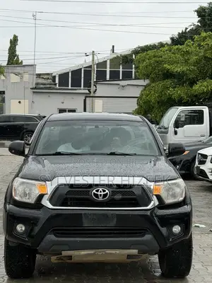 Toyota Tacoma 2013 Black