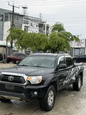 Toyota Tacoma 2013 Black