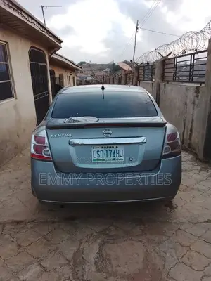 Nissan Sentra 2010 Teal