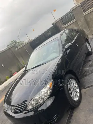 Toyota Camry LE 4dr Sedan (2.4L 4cyl 5A) 2005 Black