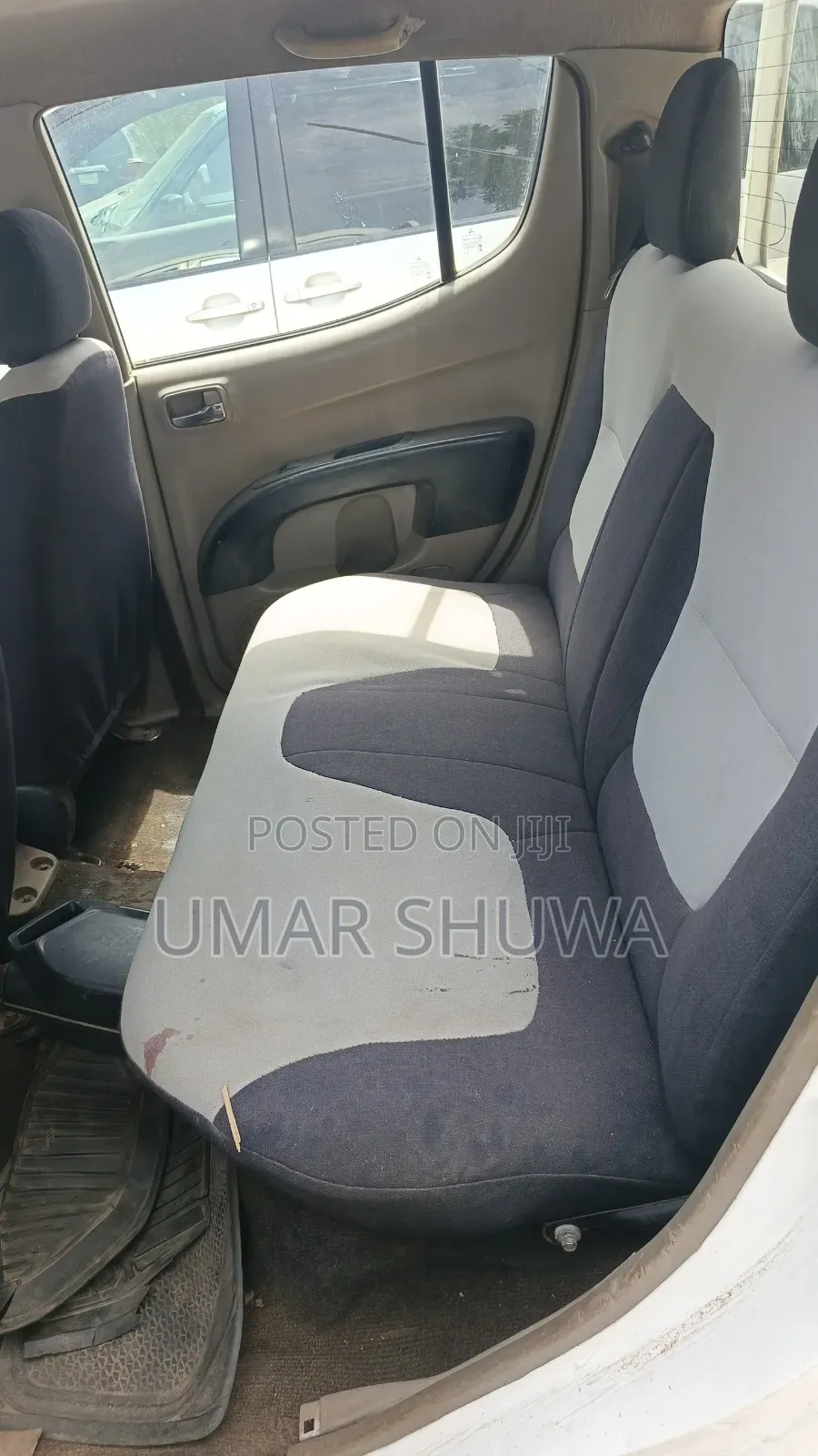 Mitsubishi L200 2012 White