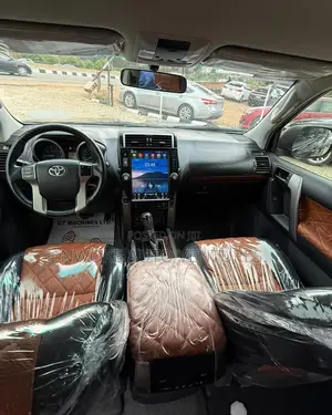 Upgrade Your Toyota Landcurise Parado 2010 to 2025 Model