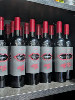 Mimi Kiss Rosso Wine Cartoon by ( 12 Bottles )