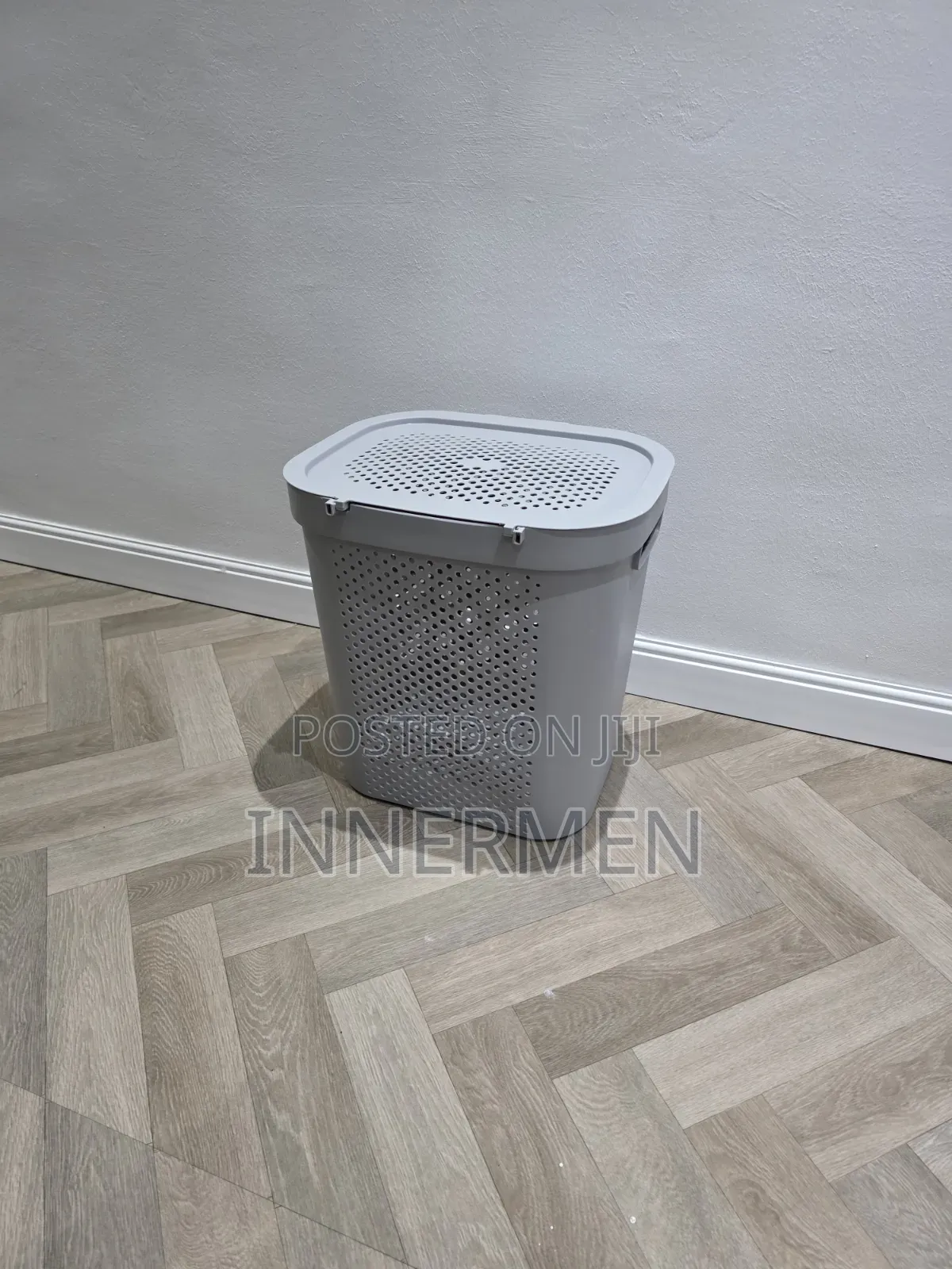 Premium Ventilated Bedroom Laundry Basket With Lid – 18” Tall