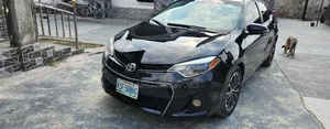 Toyota Corolla 2016 Black