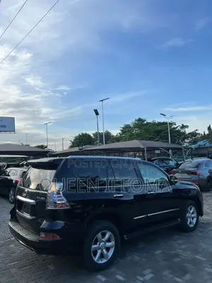 Lexus GX 2013 Black