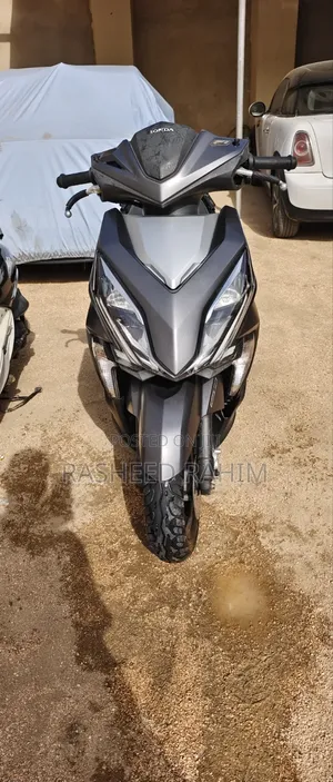 Honda 2024 Gray