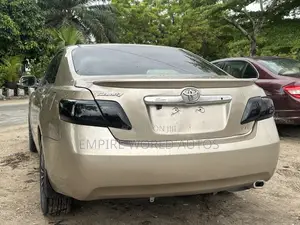 Toyota Camry 2.4 LE 2008 Gold