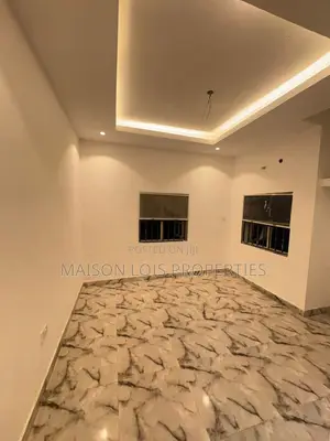 Mini Flat in Ikota Villa, VGC / Ajah for rent
