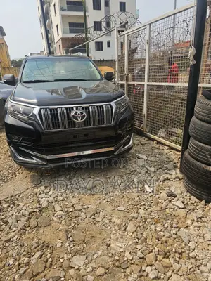 Toyota Land Cruiser Prado 2015 Black