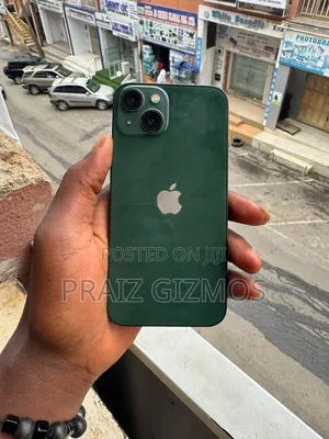 Apple iPhone 13 256 GB Green