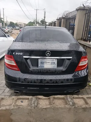 Mercedes-Benz C300 2011 White