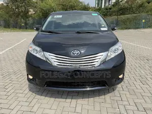 Toyota Sienna Limited AWD 7-Passenger 2013 Black