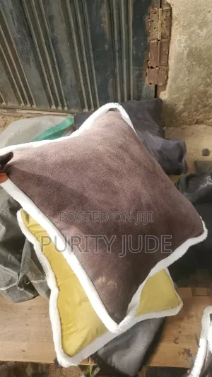 Thow Pillows