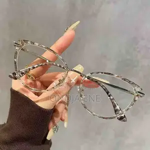 Ultra-Light Plain Artifact Glasses Frame
