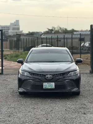 Toyota Camry 2018 Black