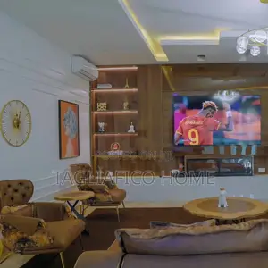 Royal: 4 Bedroom Apartment