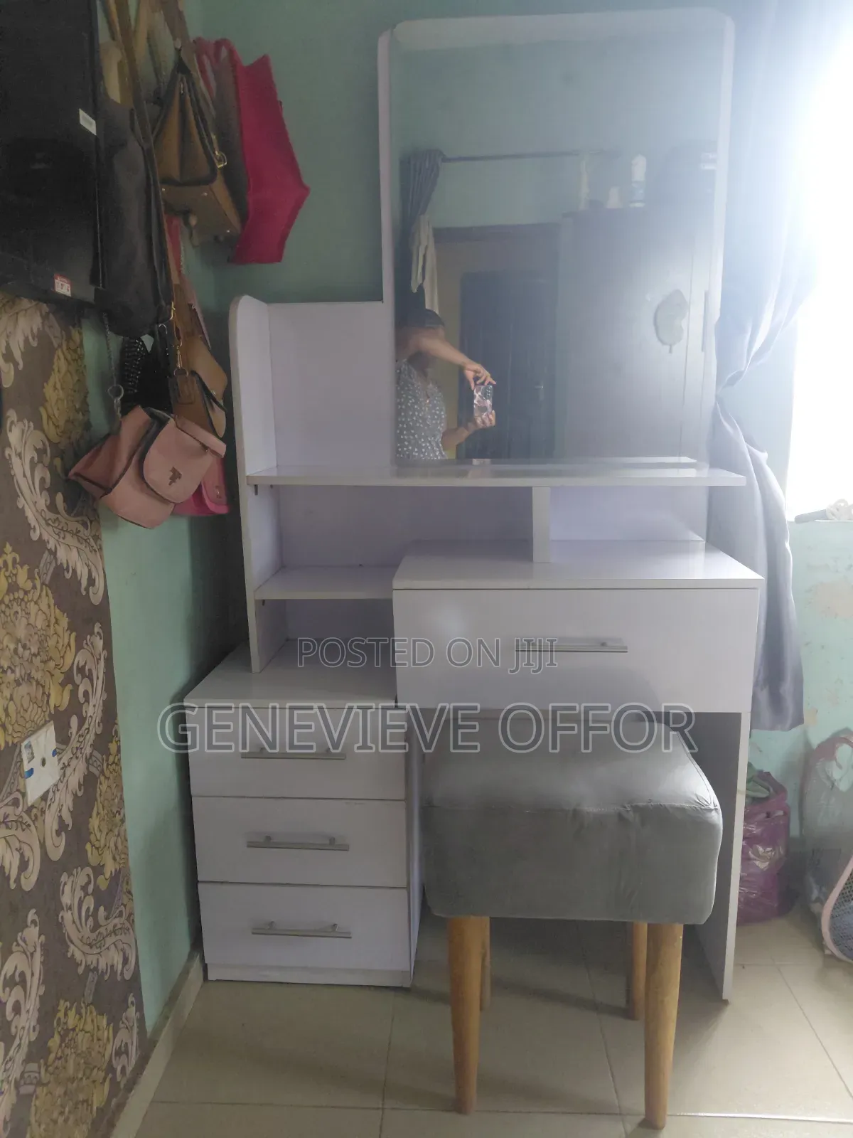 Dressing Table With Dressing Chair