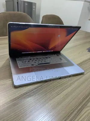 Laptop Apple MacBook Pro 2015 16GB Intel Core i7 SSD 500GB