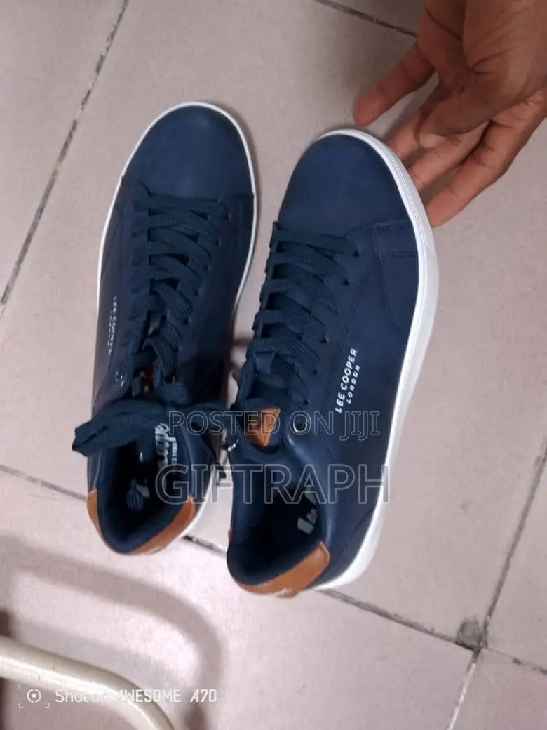 Stock Canvas