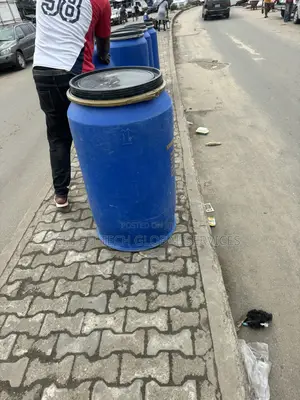 200 Liters Blue Plastic Storage Drum With a Black Locking Lid