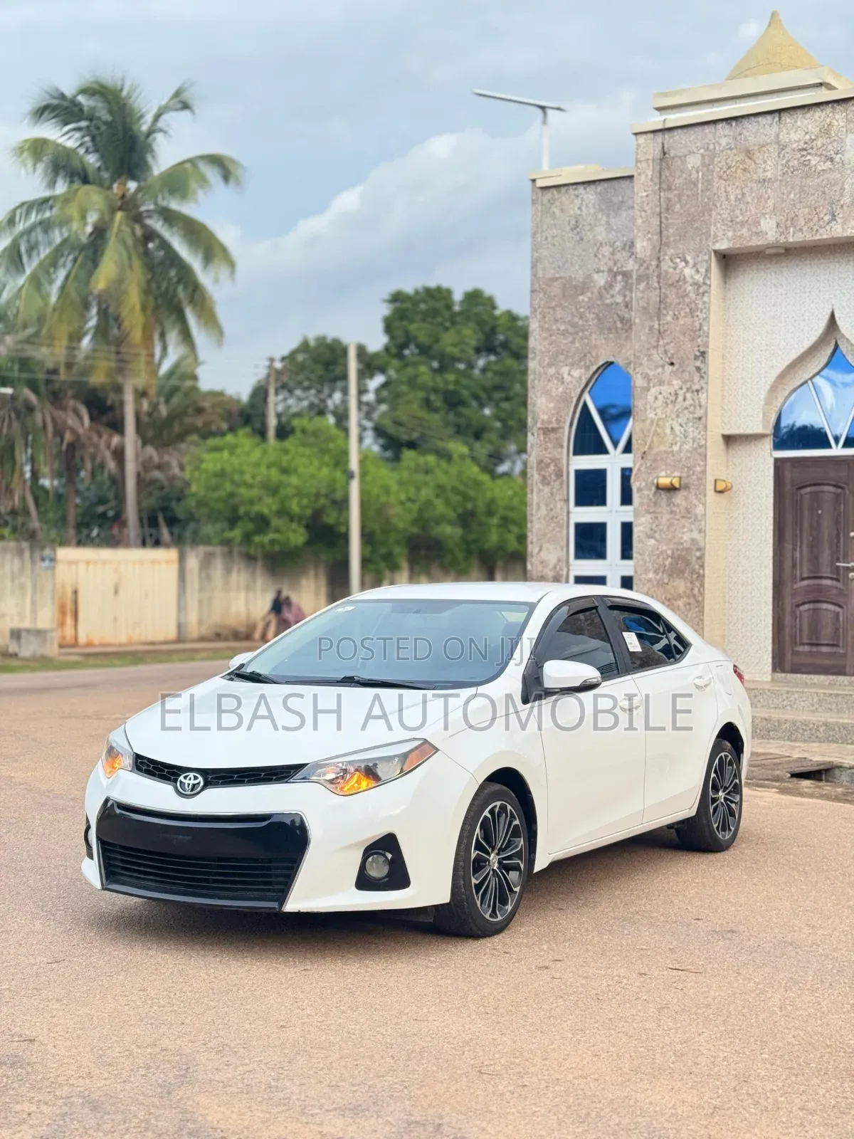 Toyota Corolla 2014 White