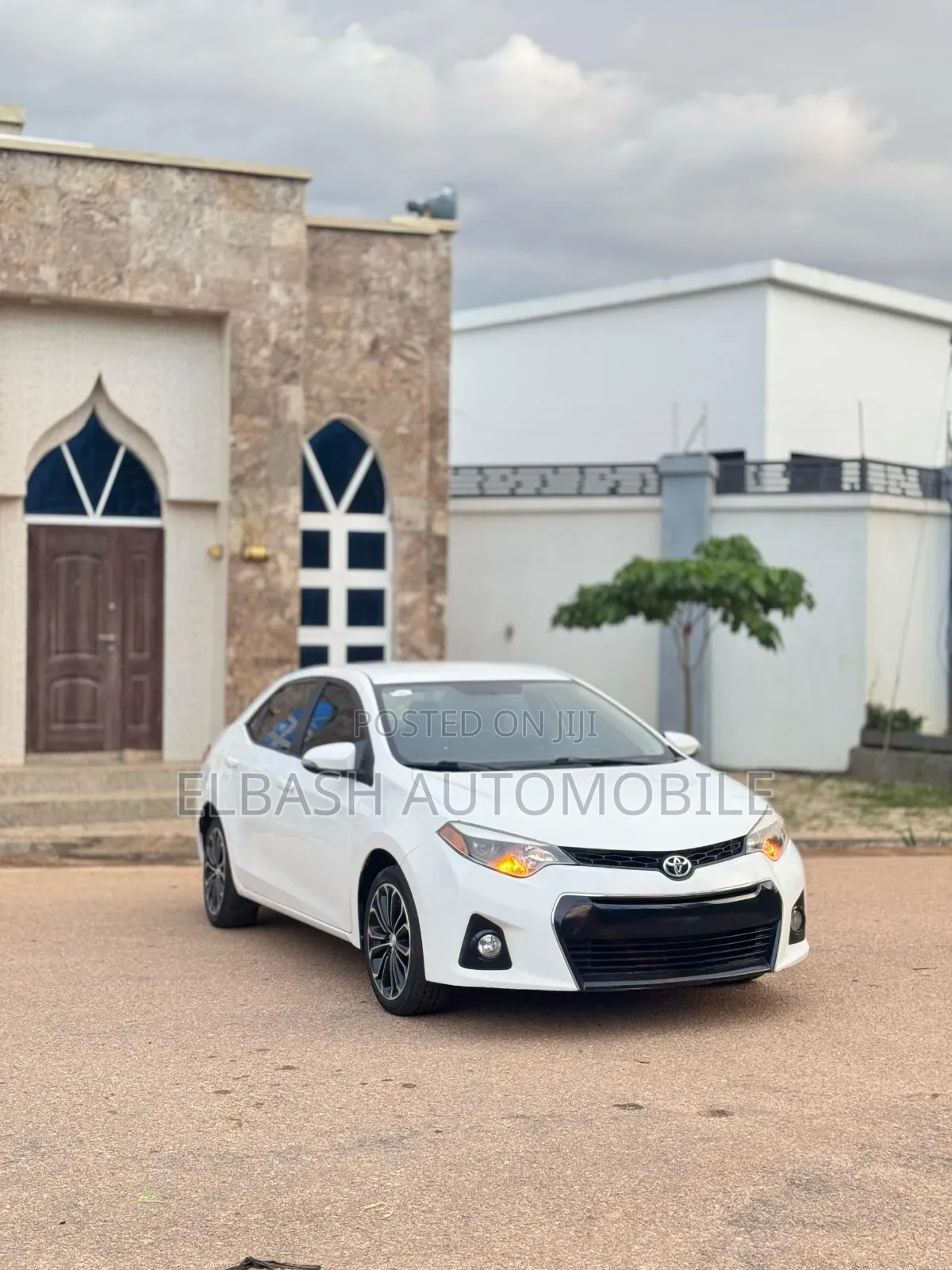 Toyota Corolla 2014 White